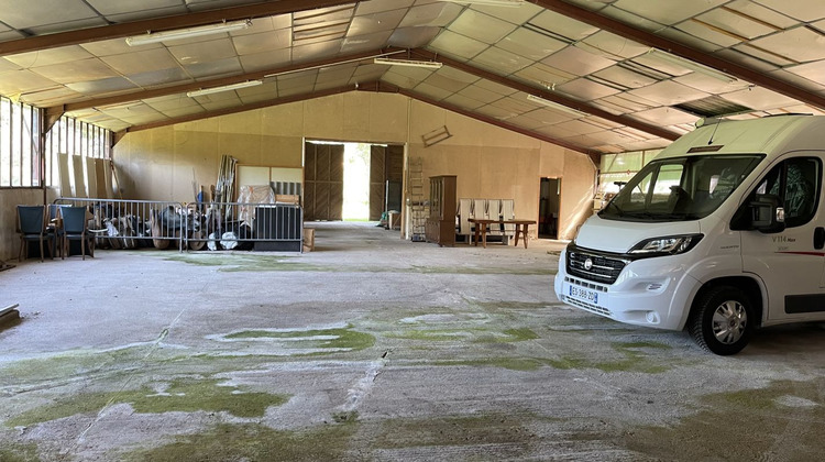 Ma-Cabane - Vente Local commercial THIERS, 1000 m²