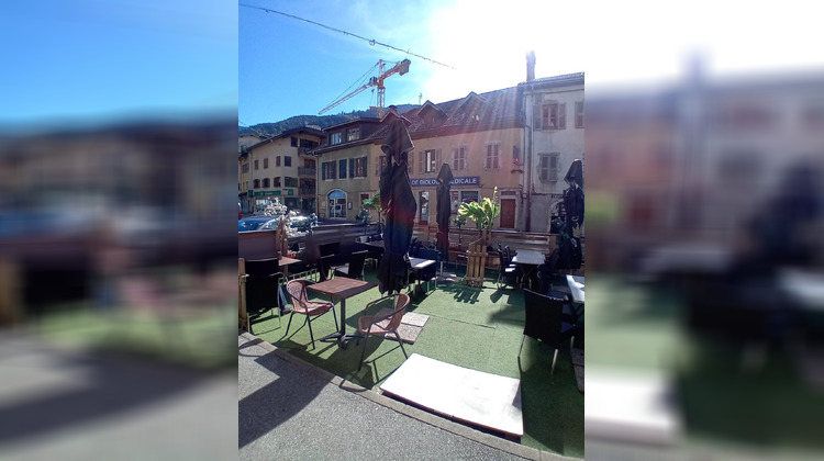 Ma-Cabane - Vente Local commercial Thones, 84 m²