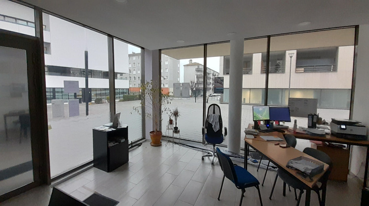 Ma-Cabane - Vente Local commercial TINQUEUX, 90 m²