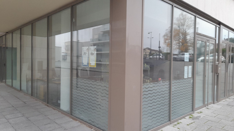 Ma-Cabane - Vente Local commercial TINQUEUX, 90 m²