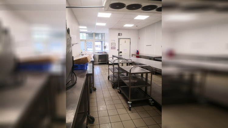 Ma-Cabane - Vente Local commercial TOULON, 1100 m²