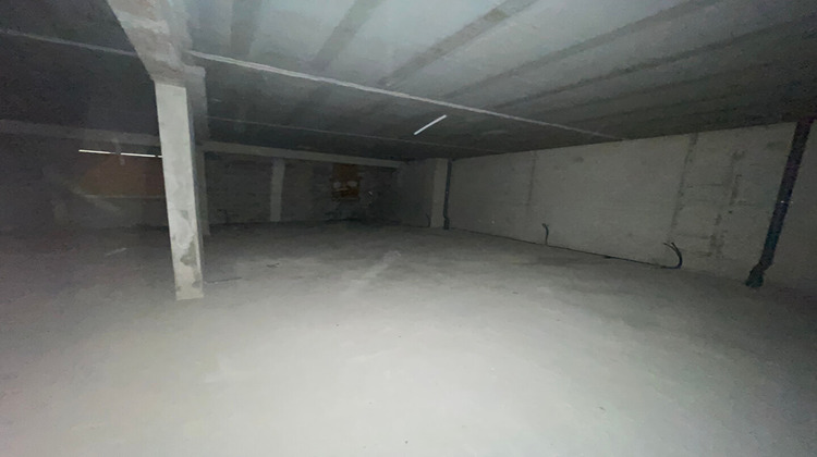 Ma-Cabane - Vente Local commercial TOURNON-SUR-RHONE, 120 m²