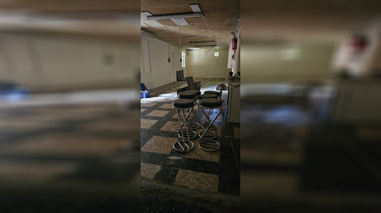 Ma-Cabane - Vente Local commercial TOURRETTE LEVENS, 163 m²