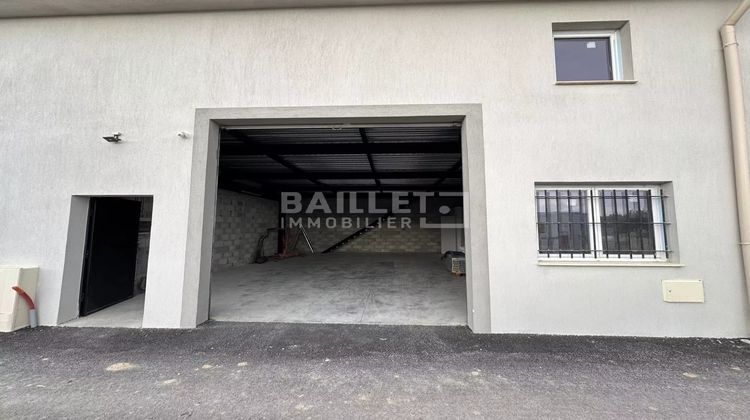 Ma-Cabane - Vente Local commercial Tourrettes, 175 m²