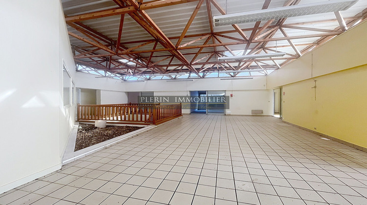 Ma-Cabane - Vente Local commercial TREGUEUX, 1400 m²