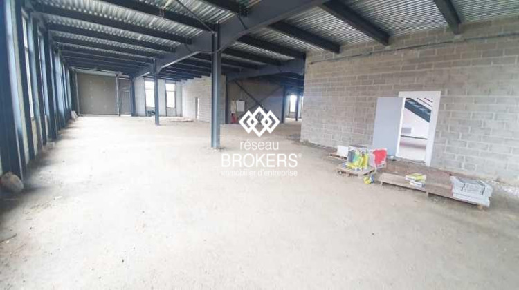 Ma-Cabane - Vente Local commercial Tremblay-en-France, 5085 m²