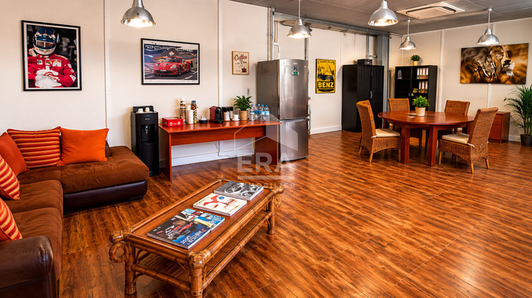 Ma-Cabane - Vente Local commercial TRIEL-SUR-SEINE, 499 m²