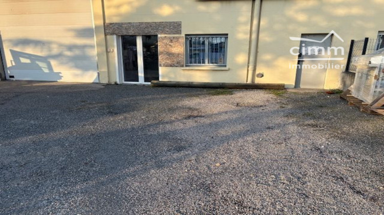 Ma-Cabane - Vente Local commercial Tullins, 840 m²