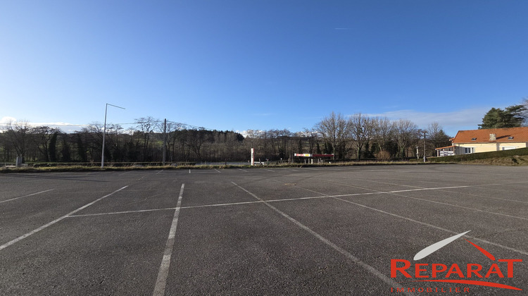 Ma-Cabane - Vente Local commercial Uzerche, 944 m²