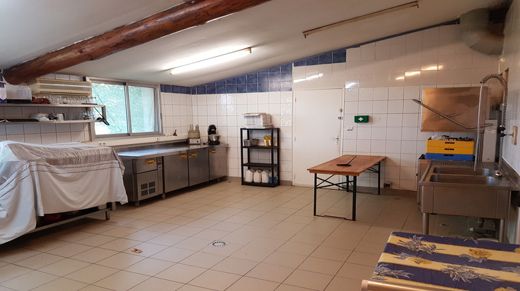 Ma-Cabane - Vente Local commercial Uzès, 350 m²