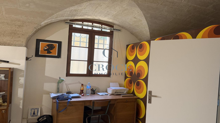 Ma-Cabane - Vente Local commercial Uzès, 90 m²