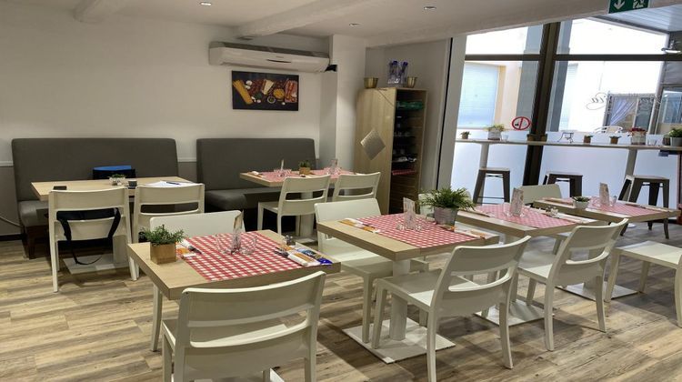 Ma-Cabane - Vente Local commercial Valbonne, 55 m²