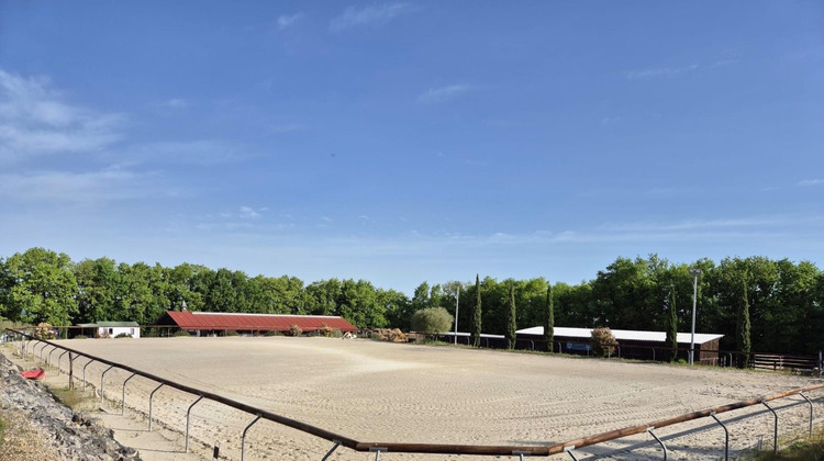 Ma-Cabane - Vente Local commercial Valeilles, 380 m²