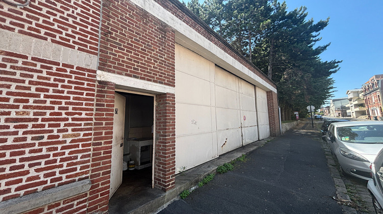 Ma-Cabane - Vente Local commercial VALENCIENNES, 140 m²