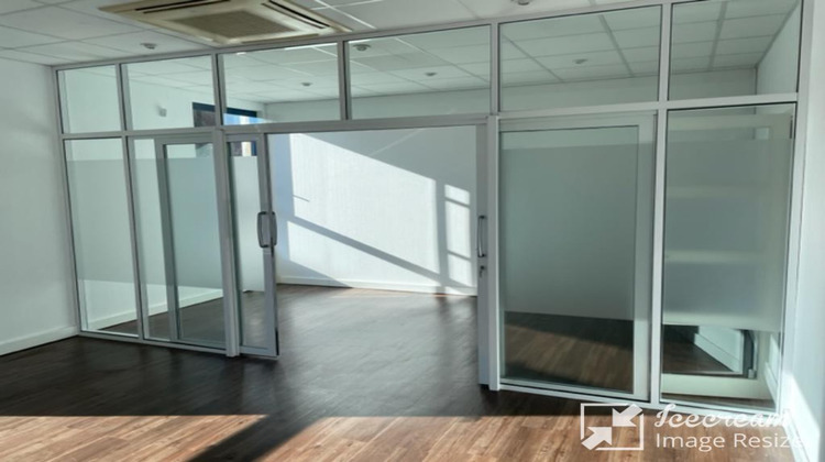 Ma-Cabane - Vente Local commercial Vallauris, 133 m²