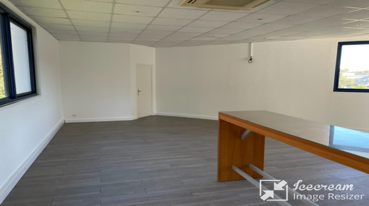 Ma-Cabane - Vente Local commercial Vallauris, 133 m²