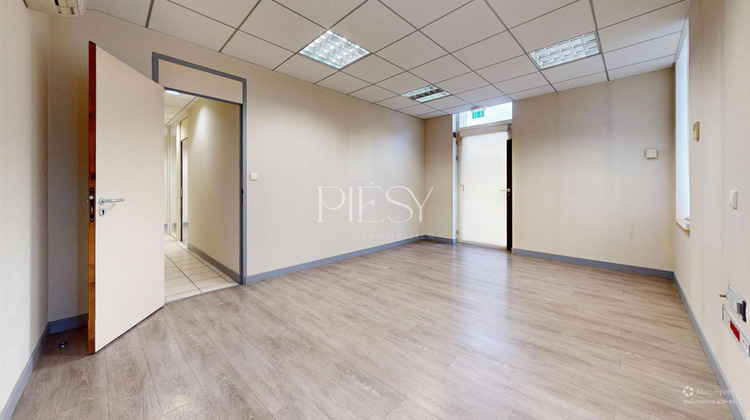 Ma-Cabane - Vente Local commercial VALLEIRY, 194 m²