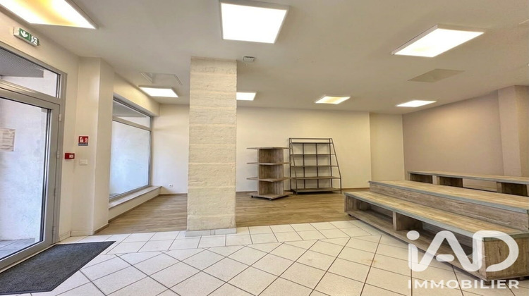 Ma-Cabane - Vente Local commercial Valréas, 187 m²