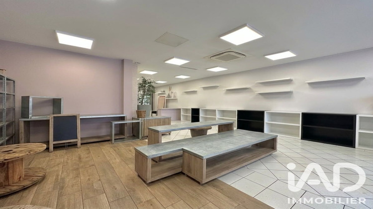 Ma-Cabane - Vente Local commercial Valréas, 187 m²