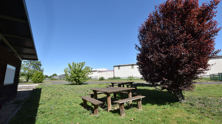 Ma-Cabane - Vente Local commercial VARENNES-SUR-ALLIER, 360 m²