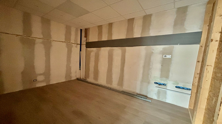 Ma-Cabane - Vente Local commercial VAUGNERAY, 110 m²