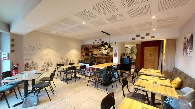 Ma-Cabane - Vente Local commercial VAUJANY, 62 m²