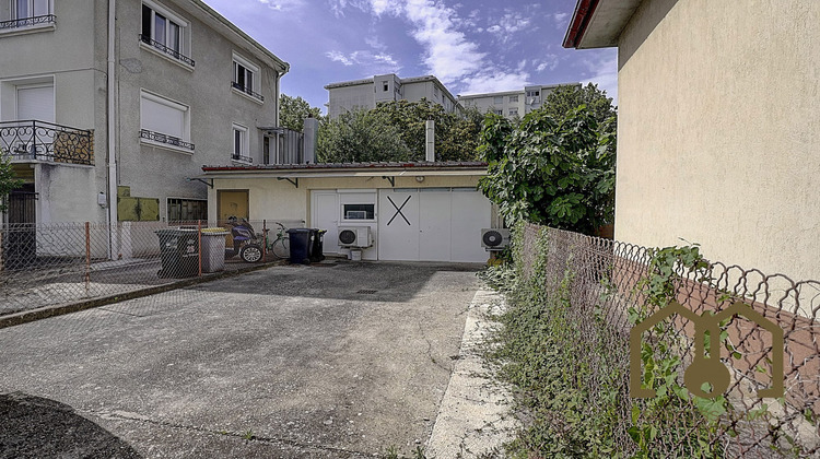 Ma-Cabane - Vente Local commercial Vaulx-en-Velin, 149 m²