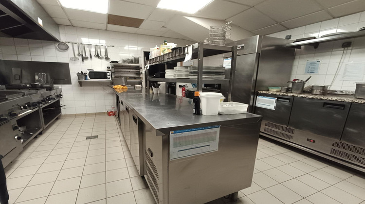 Ma-Cabane - Vente Local commercial Vaureal, 310 m²