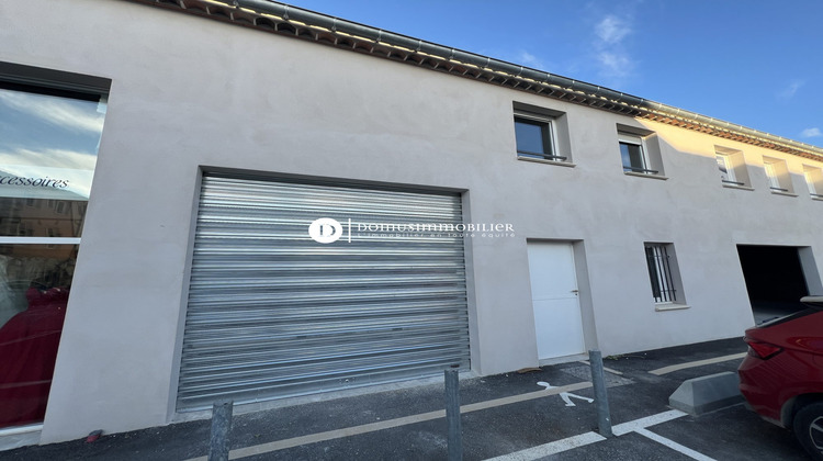 Ma-Cabane - Vente Local commercial Vedène, 180 m²