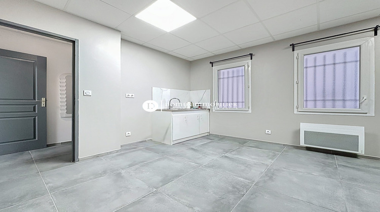 Ma-Cabane - Vente Local commercial Vedène, 56 m²