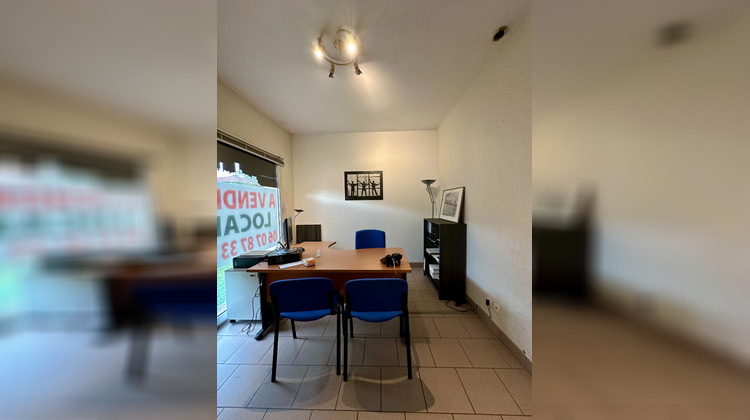 Ma-Cabane - Vente Local commercial VELAINE-EN-HAYE, 35 m²