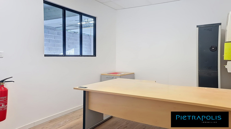 Ma-Cabane - Vente Local commercial Vénissieux, 140 m²