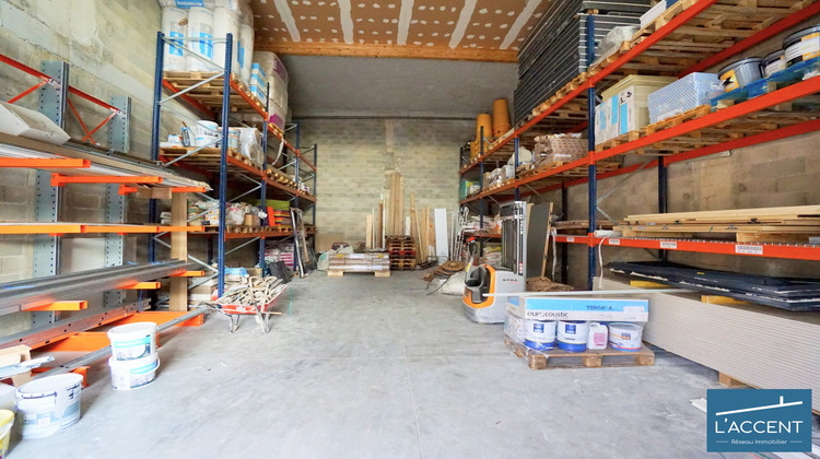 Ma-Cabane - Vente Local commercial Vergèze, 400 m²