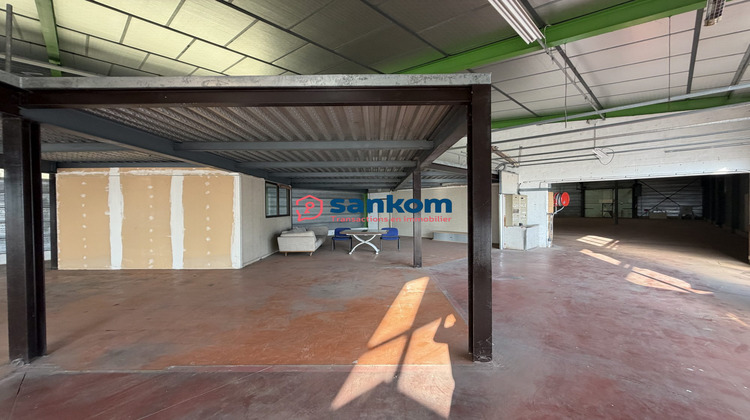 Ma-Cabane - Vente Local commercial Vernassal, 970 m²