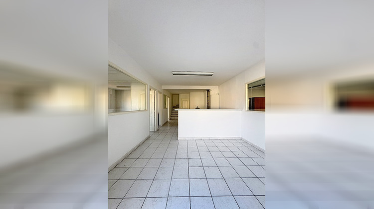 Ma-Cabane - Vente Local commercial VIAS, 1792 m²