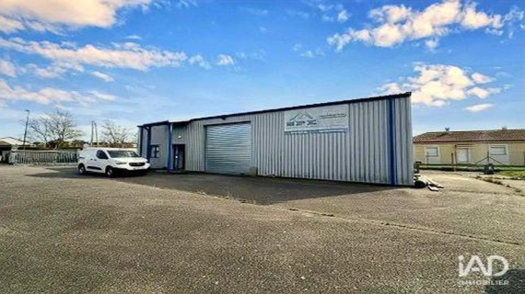 Ma-Cabane - Vente Local commercial Vic-en-Bigorre, 200 m²