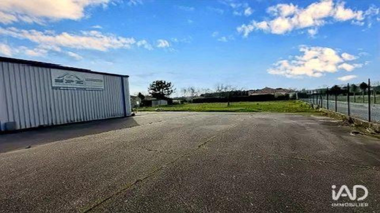 Ma-Cabane - Vente Local commercial Vic-en-Bigorre, 200 m²
