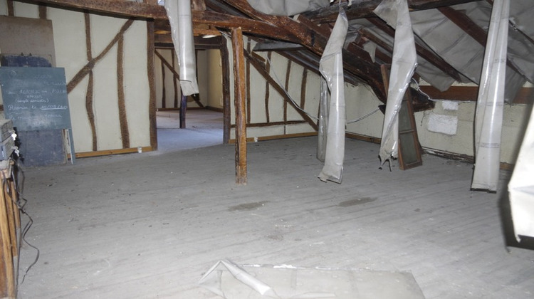 Ma-Cabane - Vente Local commercial VIC FEZENSAC, 300 m²