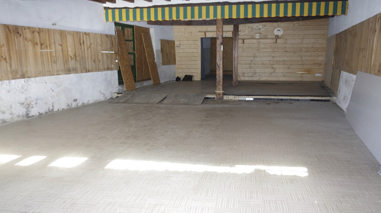 Ma-Cabane - Vente Local commercial VIC FEZENSAC, 300 m²