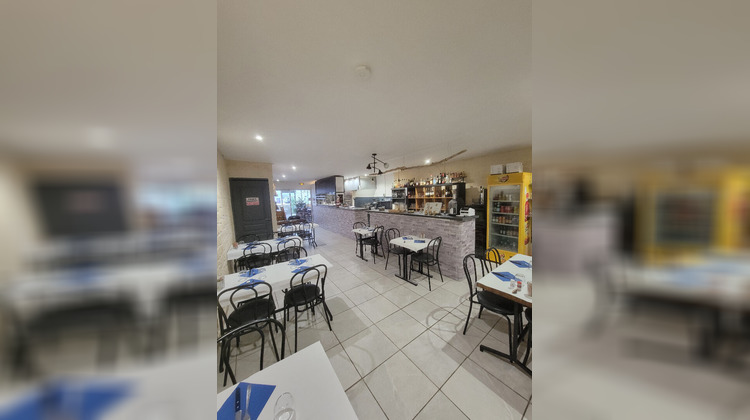 Ma-Cabane - Vente Local commercial VIC-LA-GARDIOLE, 74 m²