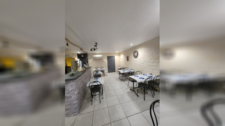 Ma-Cabane - Vente Local commercial VIC-LA-GARDIOLE, 74 m²