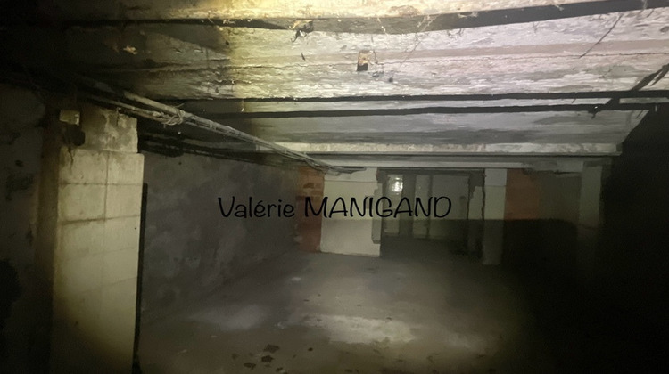 Ma-Cabane - Vente Local commercial VICHY, 400 m²