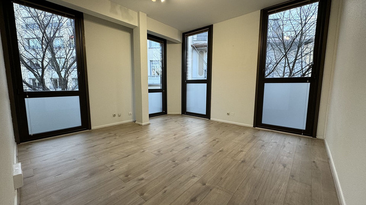 Ma-Cabane - Vente Local commercial VICHY, 200 m²