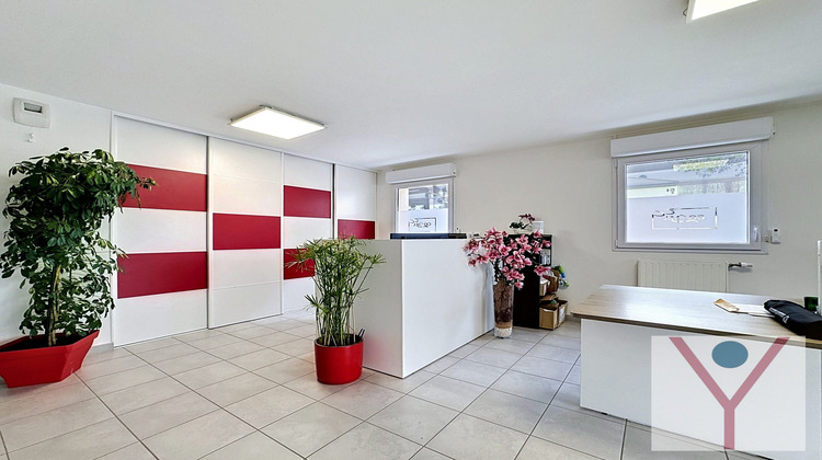 Ma-Cabane - Vente Local commercial Villars-les-Dombes, 140 m²