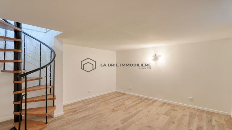 Ma-Cabane - Vente Local commercial VILLECRESNES, 98 m²