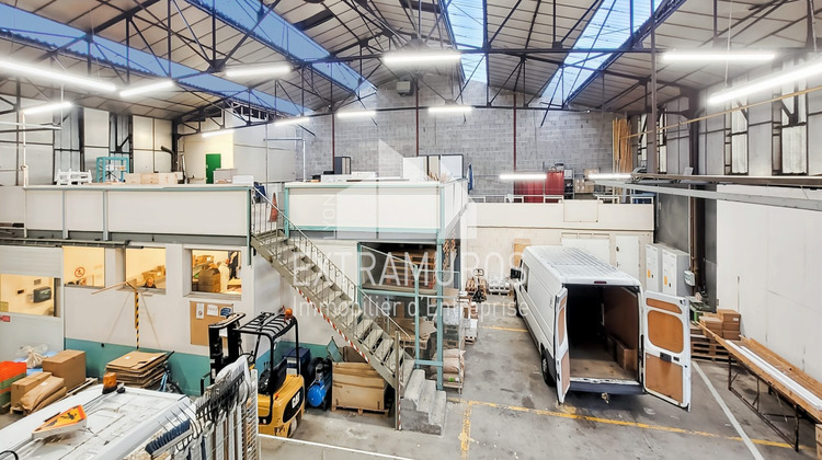 Ma-Cabane - Vente Local commercial Villefranche-sur-Saône, 920 m²