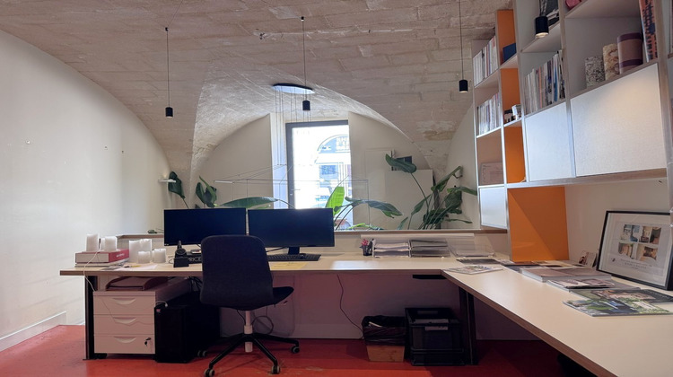 Ma-Cabane - Vente Local commercial VILLENEUVE-LES-AVIGNON, 170 m²