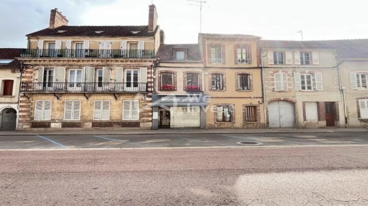 Ma-Cabane - Vente Local commercial Villeneuve-sur-Yonne, 35 m²