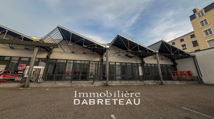Ma-Cabane - Vente Local commercial VILLEURBANNE, 596 m²