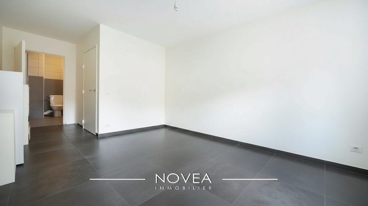 Ma-Cabane - Vente Local commercial Villeurbanne, 120 m²
